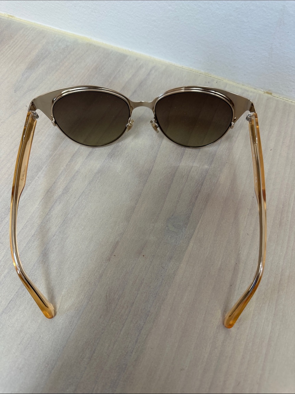 kate spade Marietta Rose Gold Cat Eye Sunglasses with Glitter Accents - Picture 4 of 6